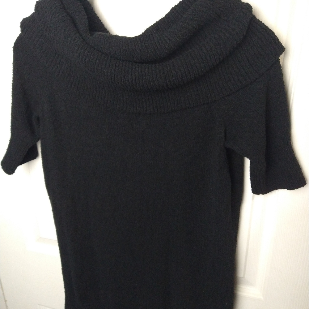 LOFT  petites black cowl neck knitted short sleeve sweater. size SP - Picture 9 of 9